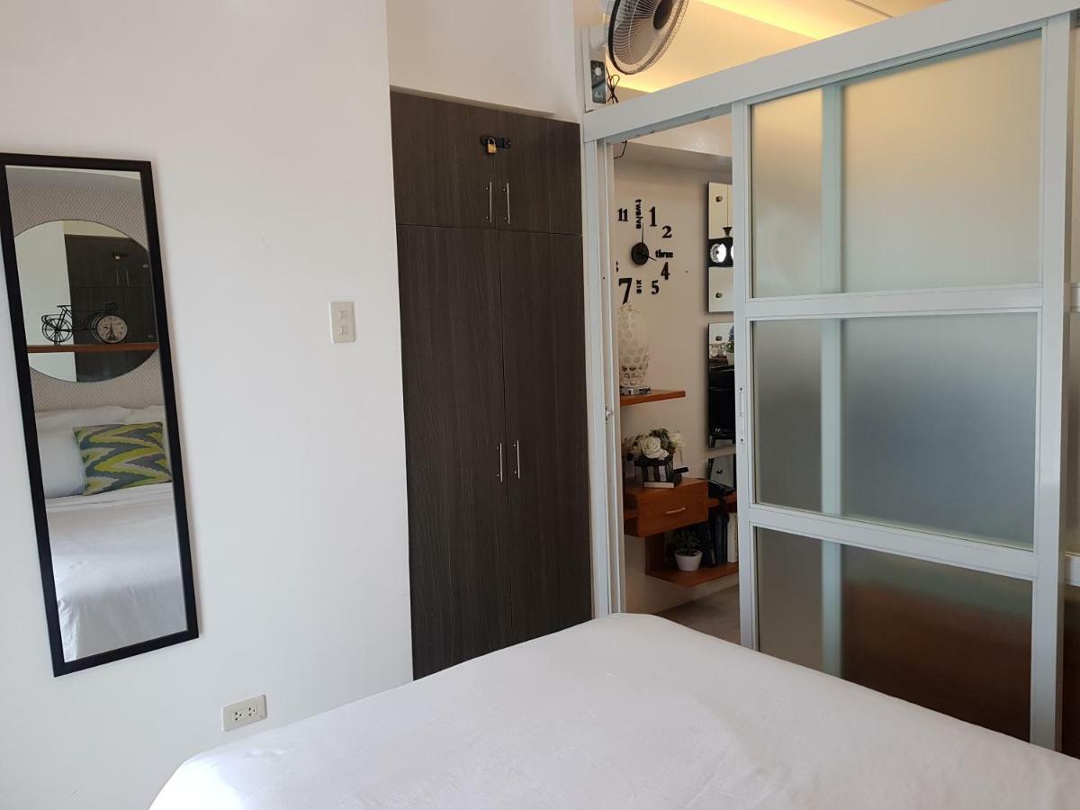Cozy And Home Vacation Pad Tagaytay City ภายนอก รูปภาพ