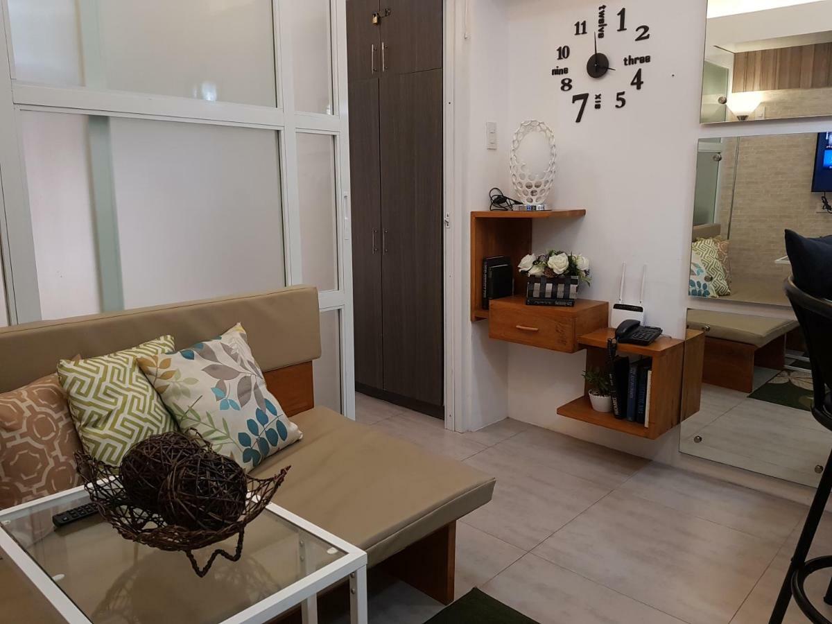 Cozy And Home Vacation Pad Tagaytay City ภายนอก รูปภาพ