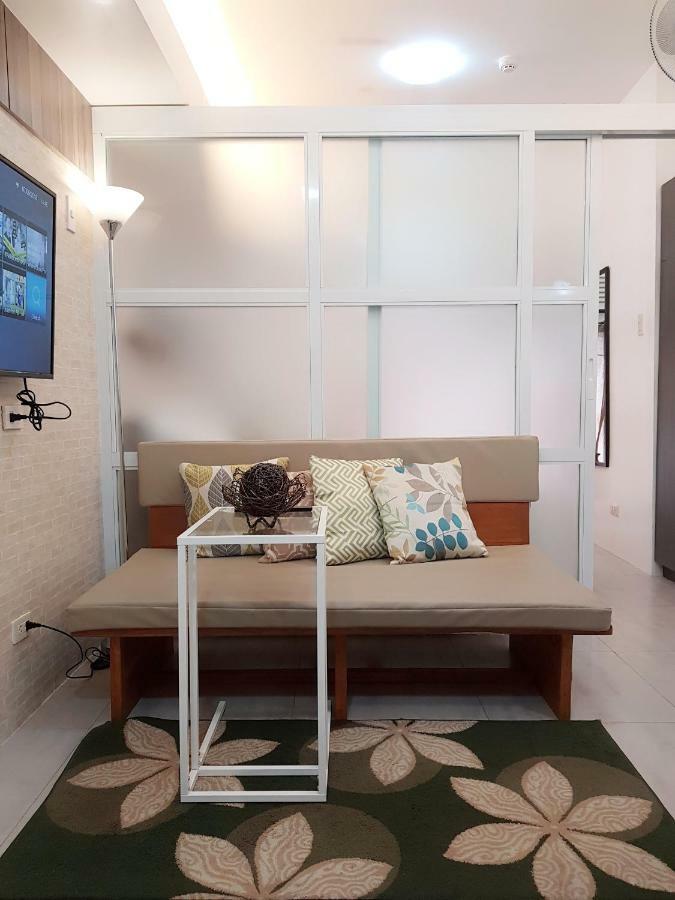 Cozy And Home Vacation Pad Tagaytay City ภายนอก รูปภาพ